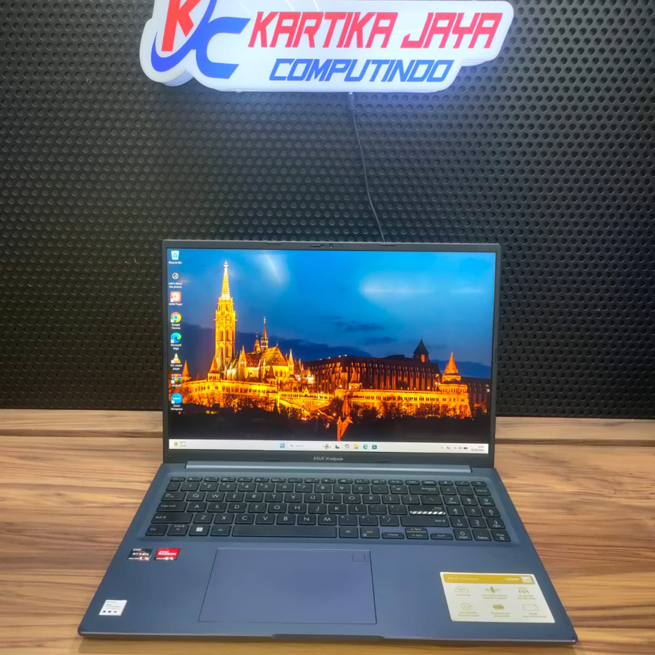 ASUS M1603Q AMD RYZEN 5 SSD 2ND FULLSET